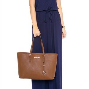 Michael Kors Jet Set Tote - Luggage color